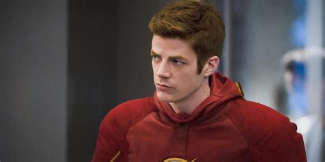 Hooray! ‘The Flash’ Star Grant Gustin Flashed His。